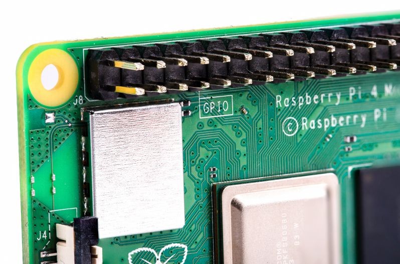 Raspberry Pi 4 Model B 2GB Ram - 3 | YEO