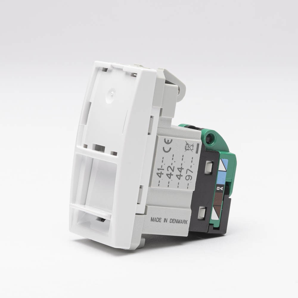 Unica Alb Priza RJ45 UTP CAT5e 1M MGU3.410.18 - 2 | YEO